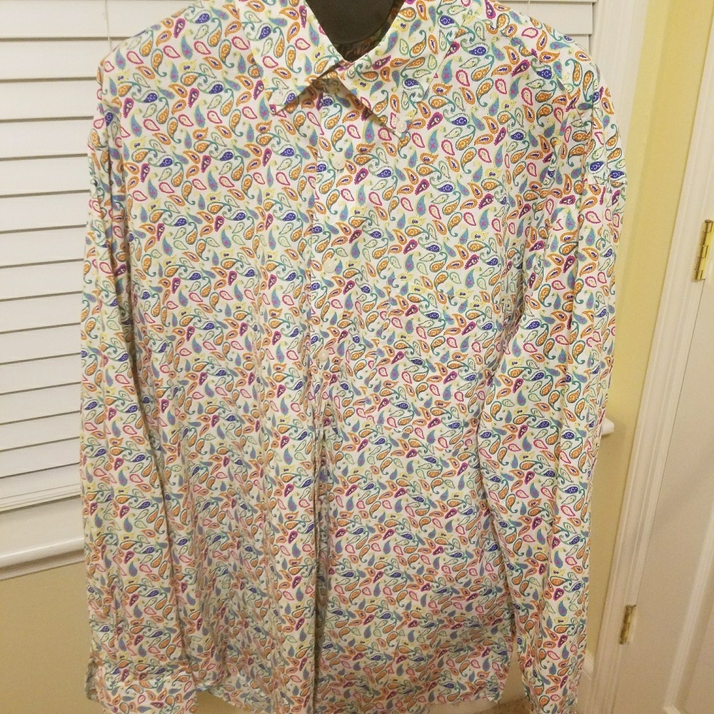 Men's paisley long sleeve shirt.